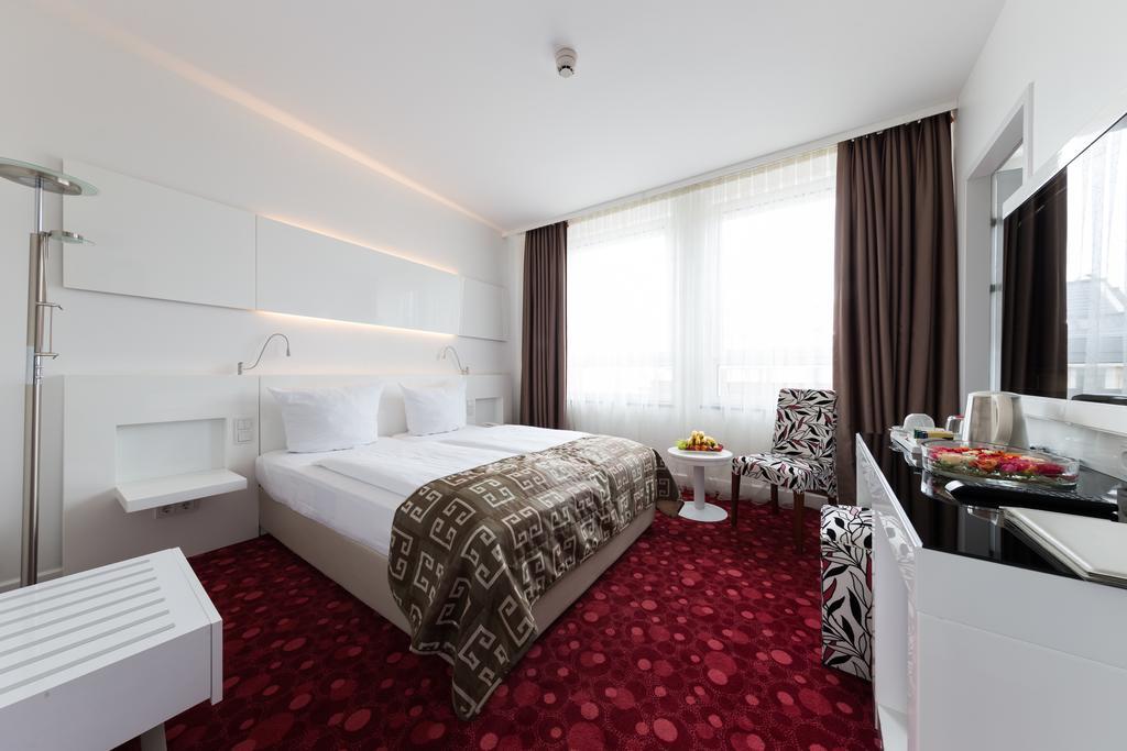 Hotel Bayer'S Munich Exterior photo